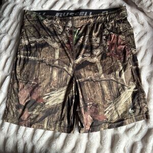 ****sold****Russell Athletic Camo Shorts Mens Size M Mossy Oak Break Up